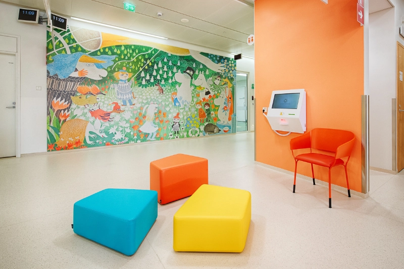 A brightly colored health center. - Matti Snellman / Helsinki Partners